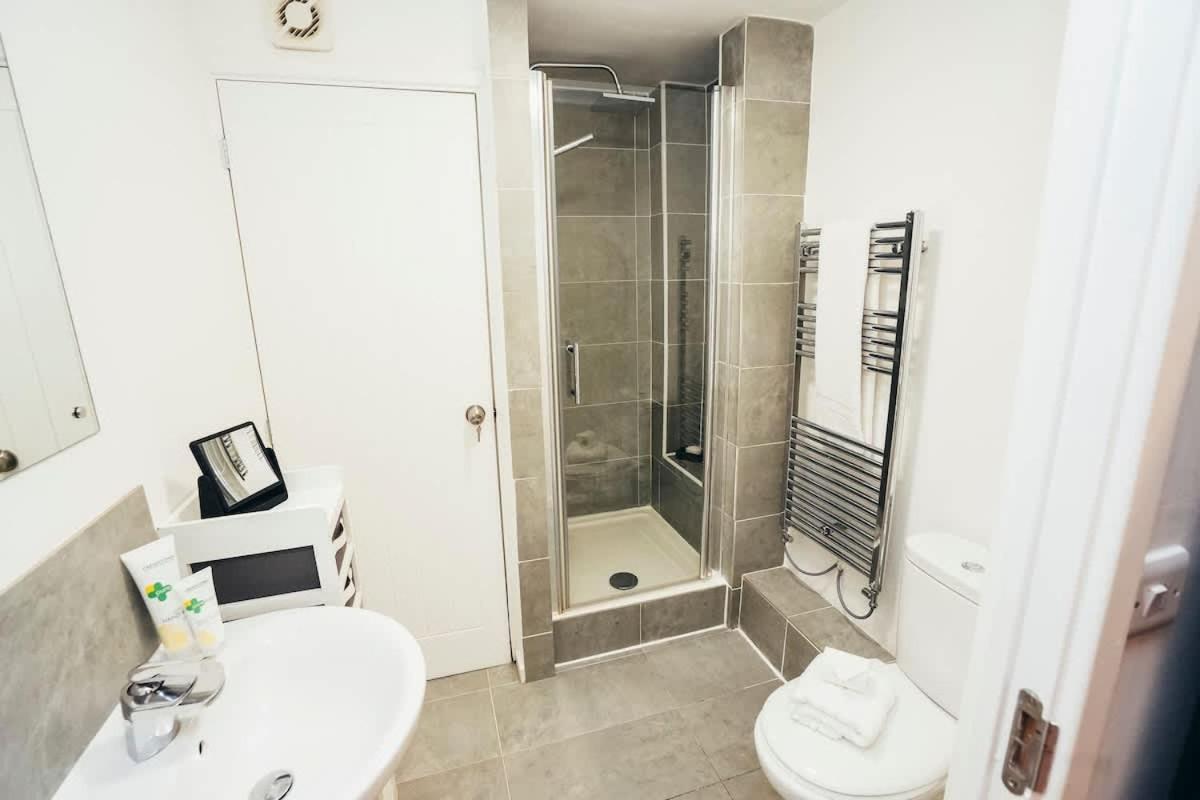 Snug 1Br Apt, Self Check In, Parking, By Derbnb Hilton  Ngoại thất bức ảnh