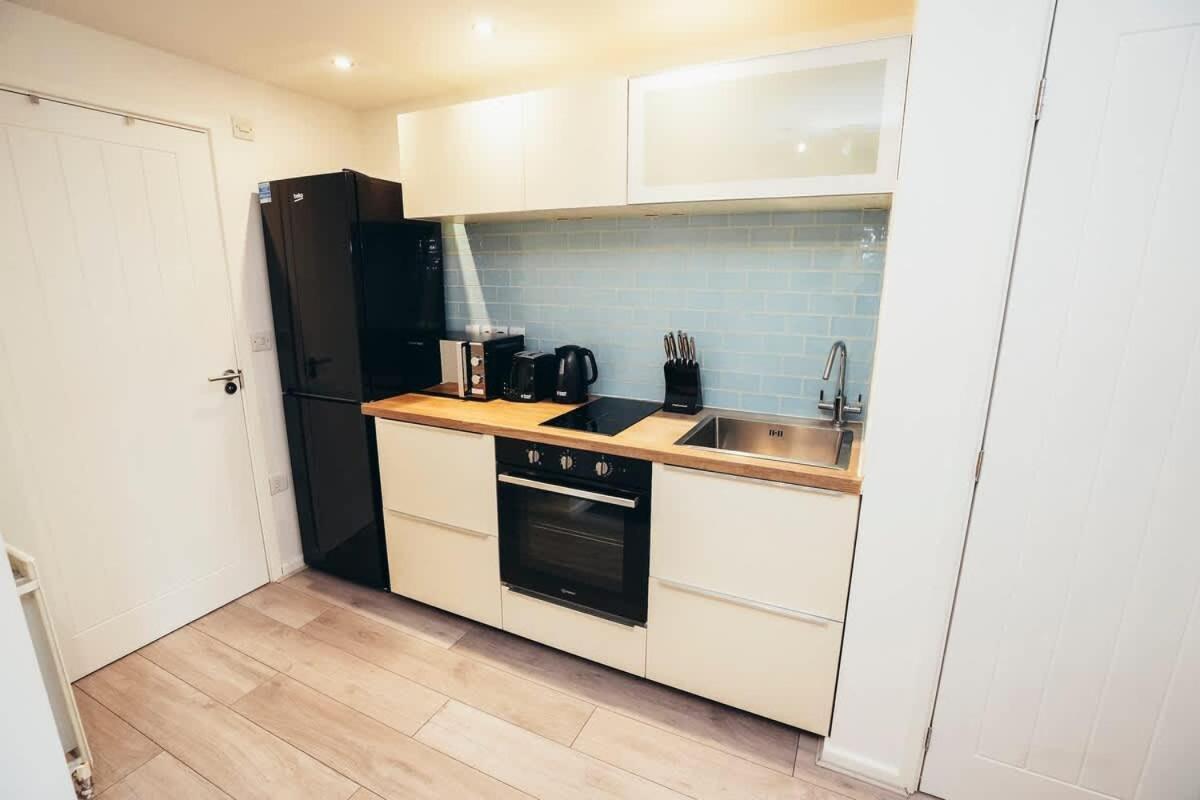 Snug 1Br Apt, Self Check In, Parking, By Derbnb Hilton  Ngoại thất bức ảnh